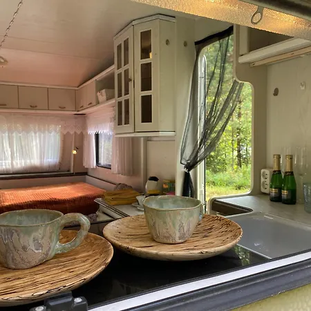 Karula - Exclusive Camper Retreat By Aehijaerv * Ahijarve